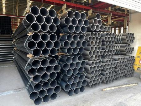 Thép Ống Tròn Carbon Hàn Cao Tần (ERW): Quy Cách, Tiêu Chuẩn, Bảng Trọng Lượng Và Ứng Dụng